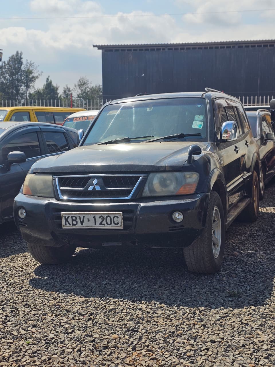 MITSUBISHI PAJERO SHOGUN